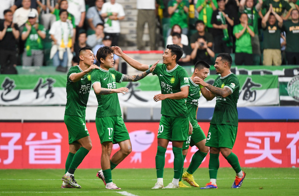 kaiyun客户端下载-包含离谱！转会期北京国安备战亚冠赛后广东宏远备战CBA常规赛，字母哥在快船比赛中大比分领先的词条