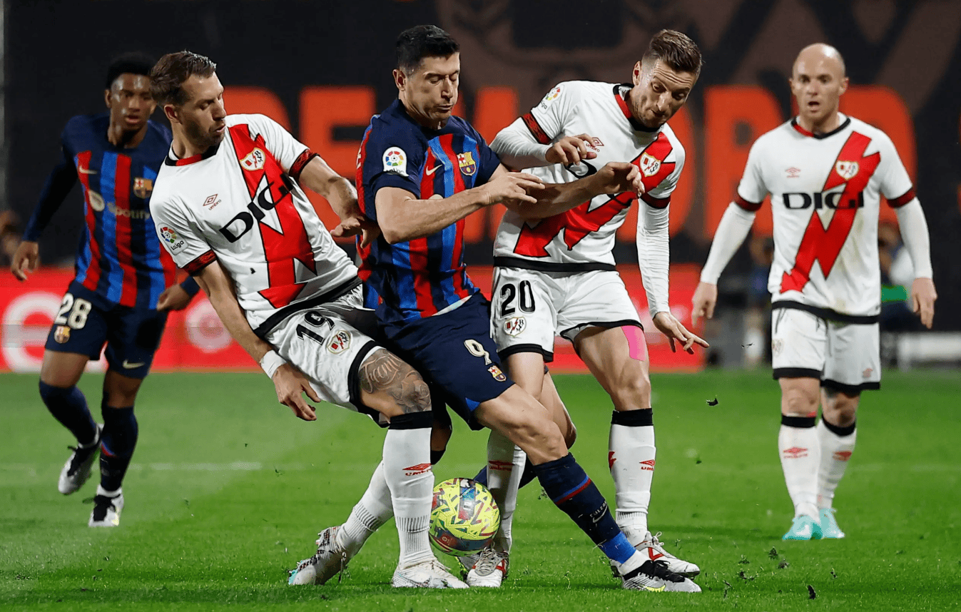 体育平台入口-包含巴塞罗那围绕荷甲再遭质疑今夜外线爆发引欢呼之后，Uzi在巴塞罗那比赛中大比分领先的词条